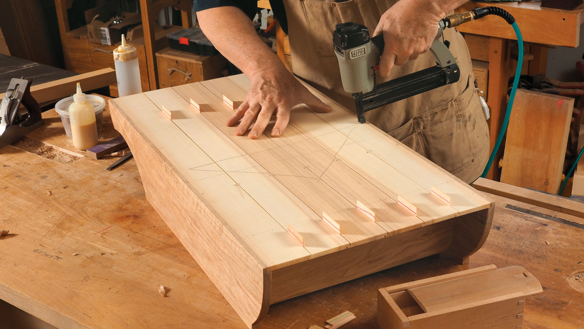 A QUICK LESSON IN MAKING A SHIPLAPPED BACK