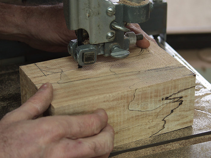 Bandsawn-Box-with-Drawer-B