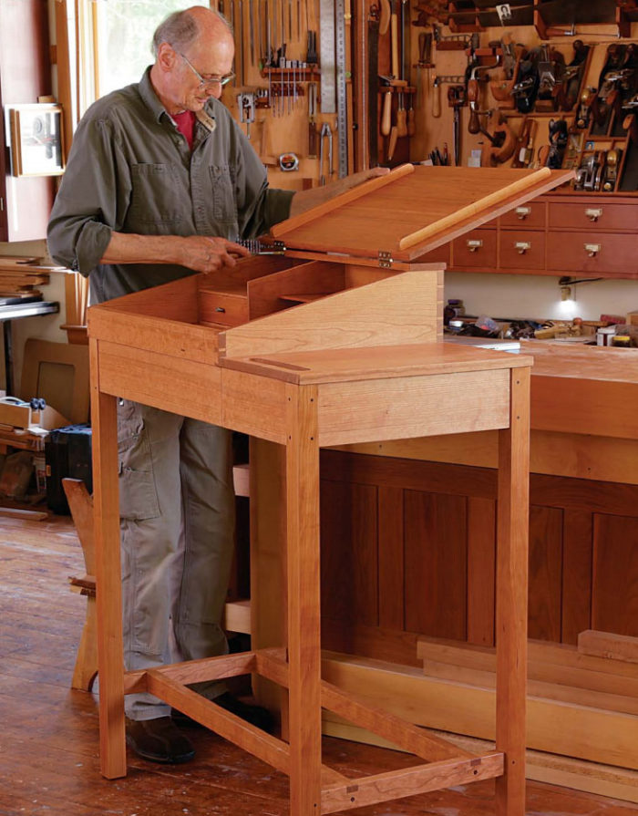 Shaker stand up desk